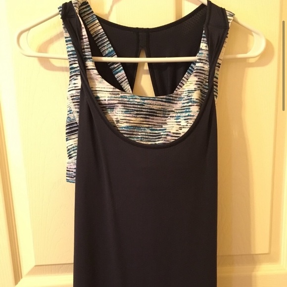 Lululemon Top - Picture 3 of 4